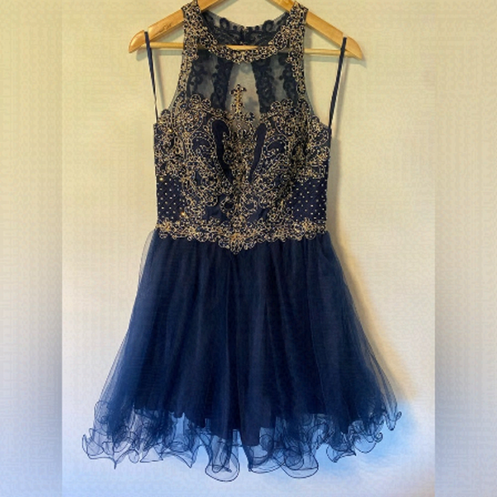 Savoys Belleza beautiful navy and jewelled Prom/formal dress size medium